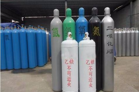 工業(yè)氣體、特種氣體使用、鋼瓶儲存和運輸?shù)淖⒁馐马?> </a> </div>
            <div   id=